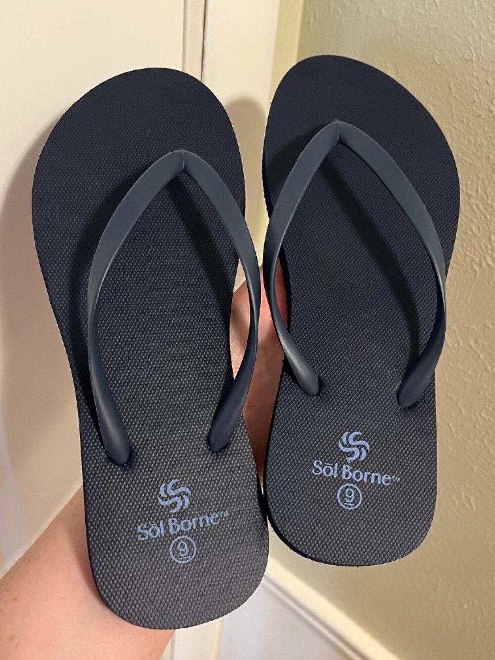 MUST BE BUNDLED - Sol Borne - Women's Flip Flop - NWT - Navy Blue - Size 9